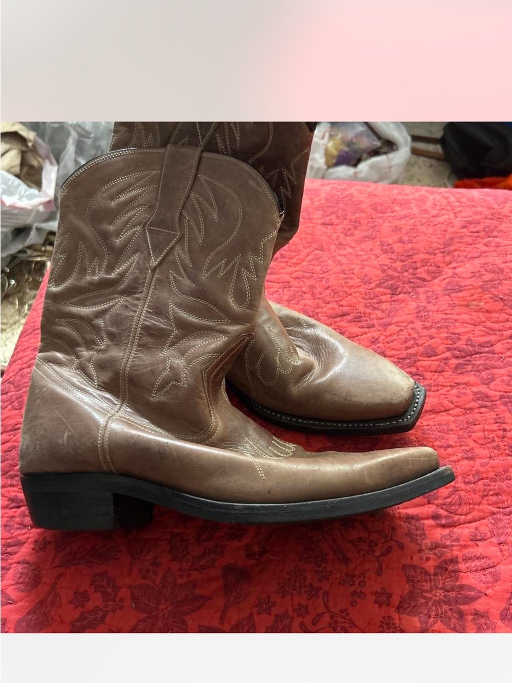 Classic Brown Leather Western Cowboy Boots with Stitch Detail